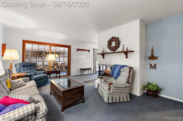 28868 Lorikay Street, Farmington, MI 48334