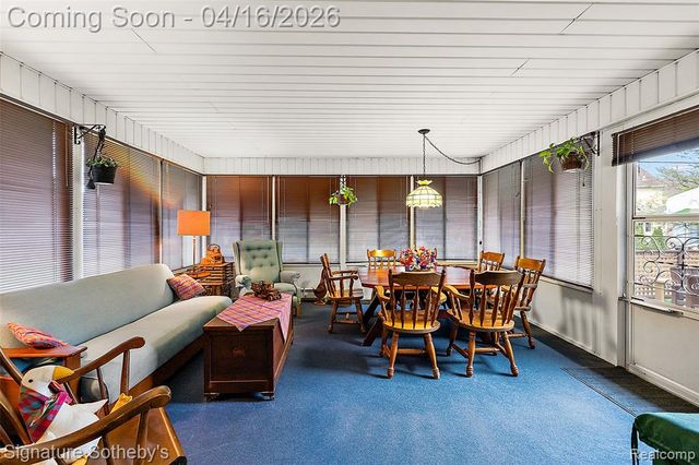 28868 Lorikay Street, Farmington, MI 48334