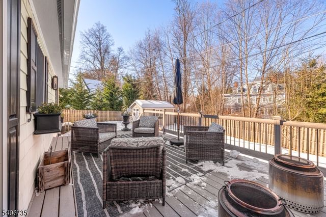 18 Harding Ter, Morristown Town, NJ 07960