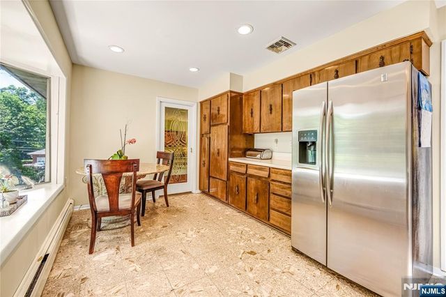 551 Stellman Drive, River Vale, NJ 07675