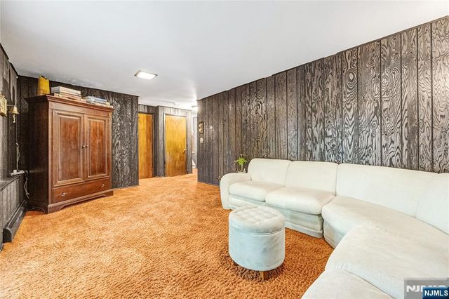 551 Stellman Drive, River Vale, NJ 07675