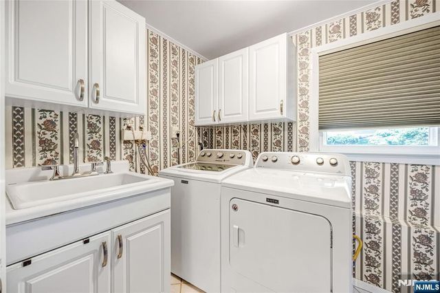 551 Stellman Drive, River Vale, NJ 07675