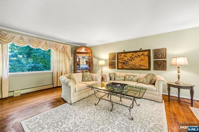 551 Stellman Drive, River Vale, NJ 07675
