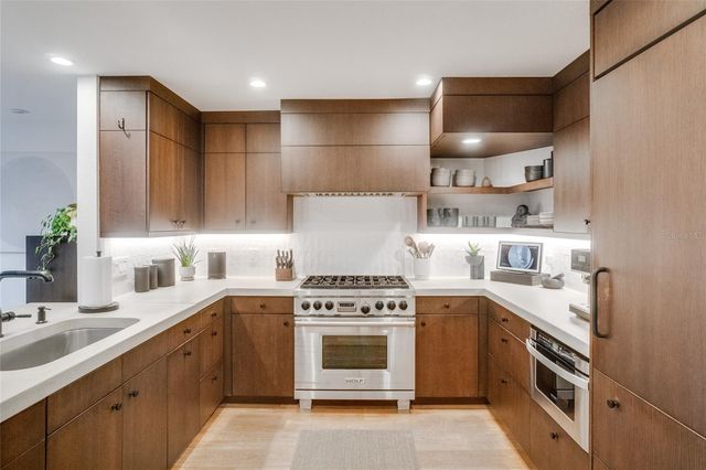 1130 WASHINGTON AVENUE 11C, Winter Park, FL 32789