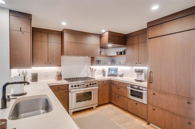 1130 WASHINGTON AVENUE 11C, Winter Park, FL 32789