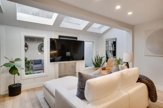 1130 WASHINGTON AVENUE 11C, Winter Park, FL 32789