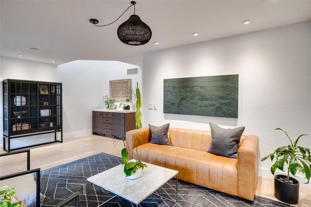 1130 WASHINGTON AVENUE 11C, Winter Park, FL 32789