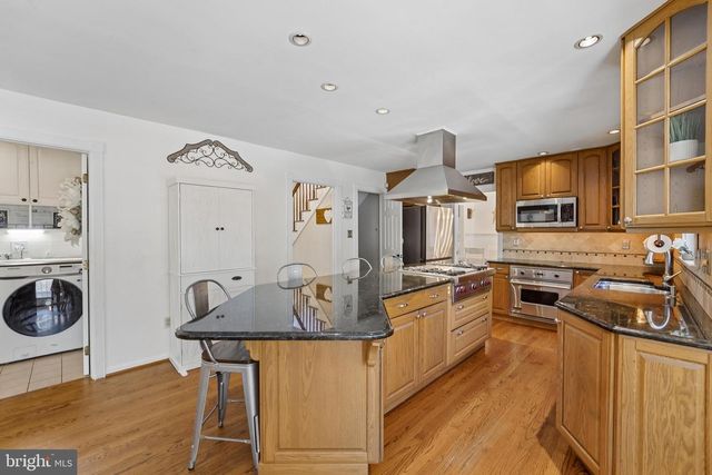 4515 WOODEDGE DR, Hampstead, MD 21074