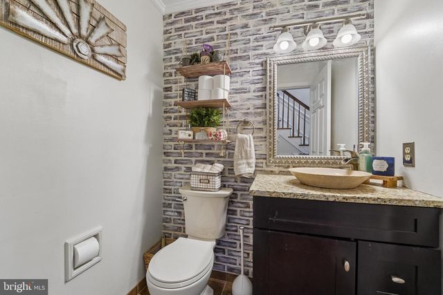 4515 WOODEDGE DR, Hampstead, MD 21074