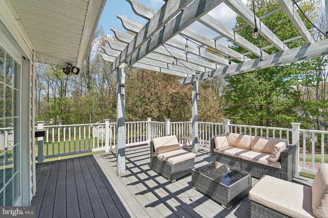 4515 WOODEDGE DR, Hampstead, MD 21074