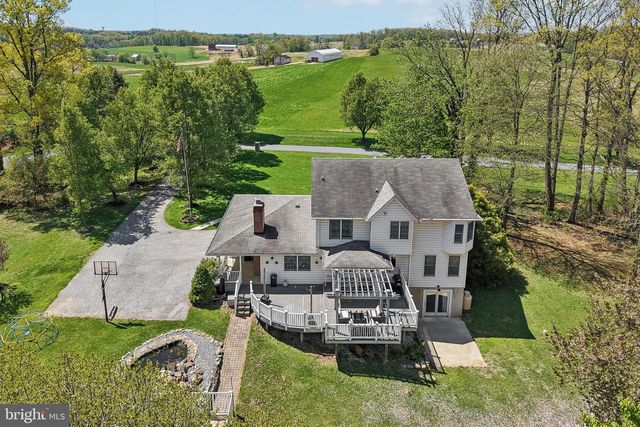 4515 WOODEDGE DR, Hampstead, MD 21074