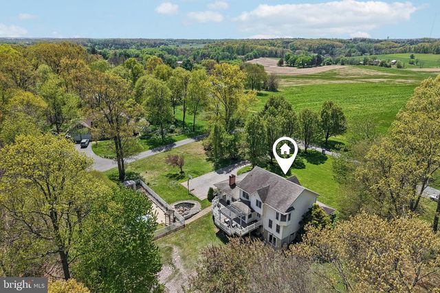4515 WOODEDGE DR, Hampstead, MD 21074
