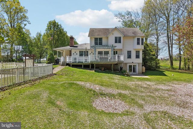 4515 WOODEDGE DR, Hampstead, MD 21074