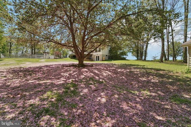4515 WOODEDGE DR, Hampstead, MD 21074