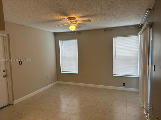 17325 NW 67th Ct A-16, Hialeah, FL 33015