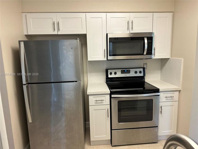 17325 NW 67th Ct A-16, Hialeah, FL 33015