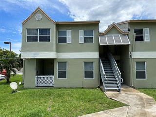 17325 NW 67th Ct A-16, Hialeah, FL 33015