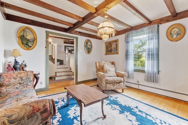 193 Woodland Ave, Gardner, MA 01440