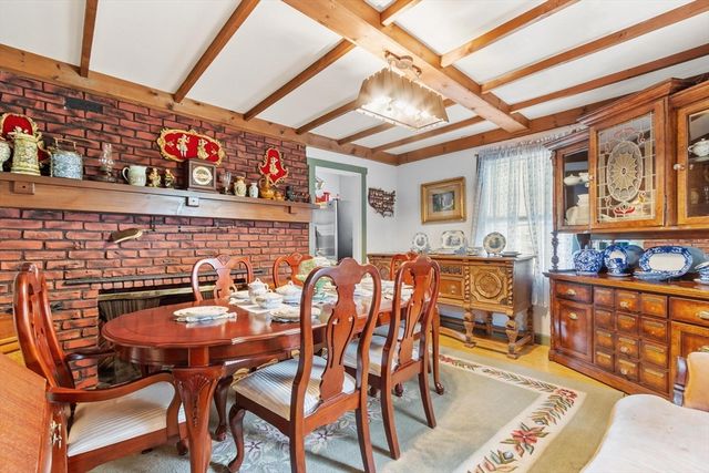 193 Woodland Ave, Gardner, MA 01440