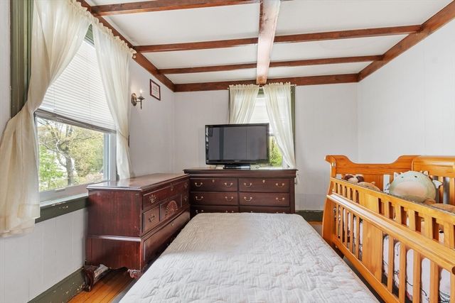 193 Woodland Ave, Gardner, MA 01440