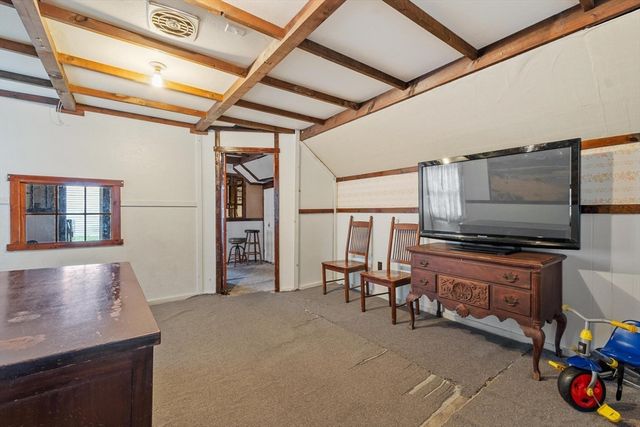 193 Woodland Ave, Gardner, MA 01440
