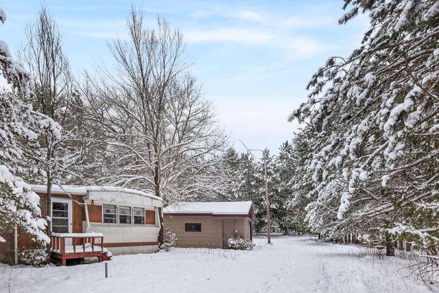 N4974 Brentwood Way, Montello, WI 53949