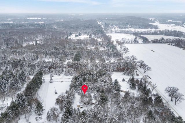 N4974 Brentwood Way, Montello, WI 53949