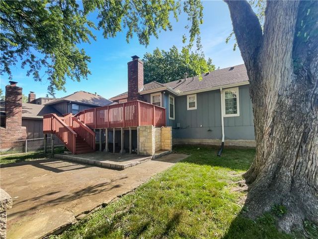 804 Murray Road, Lee's Summit, MO 64081