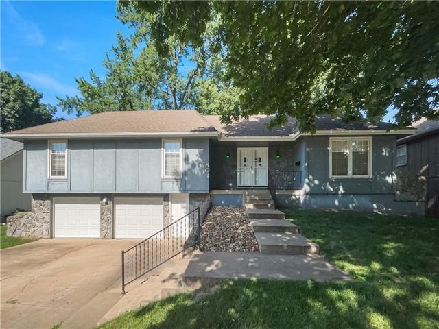 804 Murray Road, Lee's Summit, MO 64081