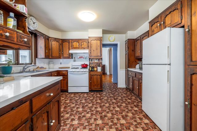 353 Lakeview Avenue, Rockville Centre, NY 11570