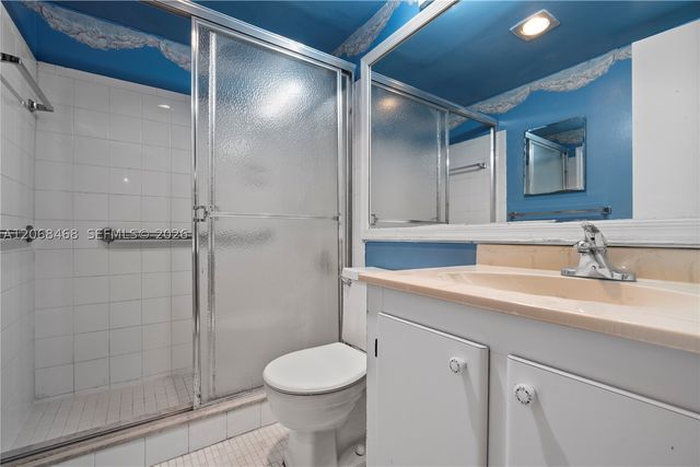 5620 SW 3rd Pl 103, Margate, FL 33068