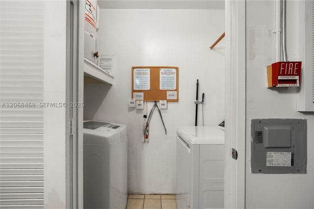 5620 SW 3rd Pl 103, Margate, FL 33068