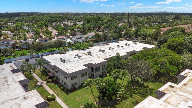 5620 SW 3rd Pl 103, Margate, FL 33068