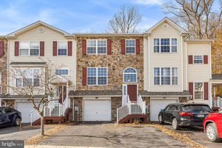 271 YORKTOWN CT, Malvern, PA 19355