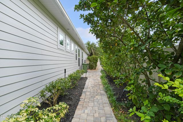 395 PESCADO Drive, St. Augustine, FL 32095