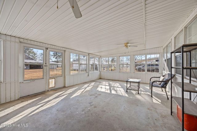 4137 N Lee Street, Ayden, NC 28513