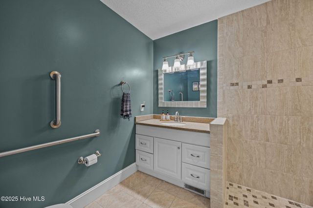 4137 N Lee Street, Ayden, NC 28513