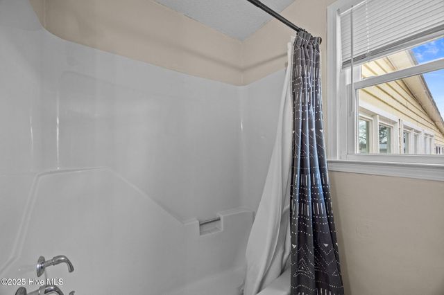 4137 N Lee Street, Ayden, NC 28513