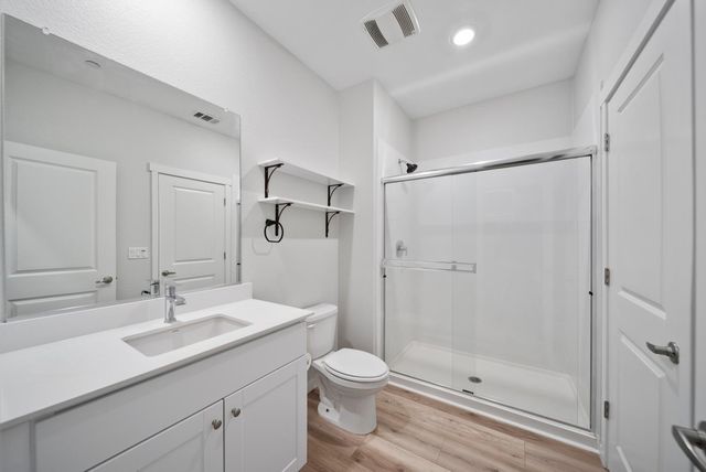 3286 New York Rd, West Sacramento, CA 95691