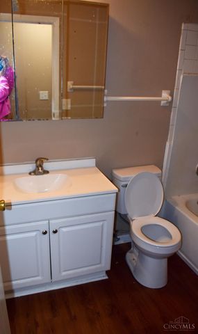 4304 Pennswood Drive, Middletown, OH 45042