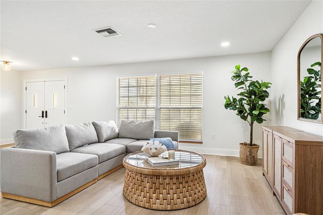 2208 CITRUS VALLEY CIRCLE, Palm Harbor, FL 34683