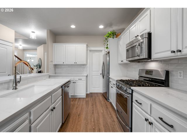3767 WILD ROSE Loop, West Linn, OR 97068