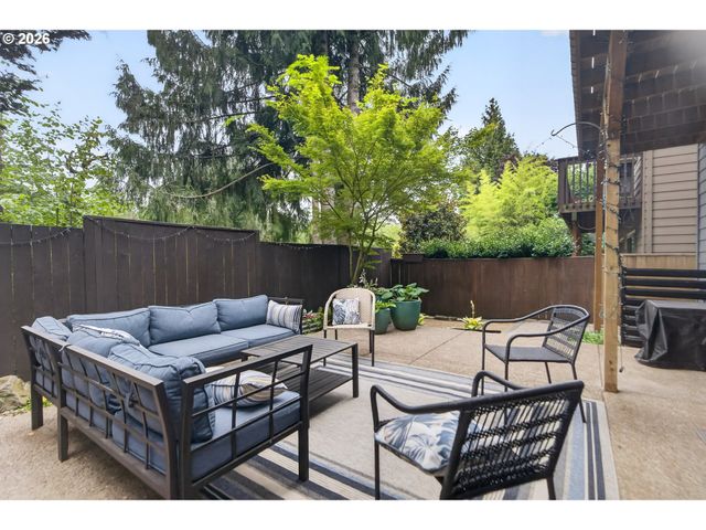 3767 WILD ROSE Loop, West Linn, OR 97068