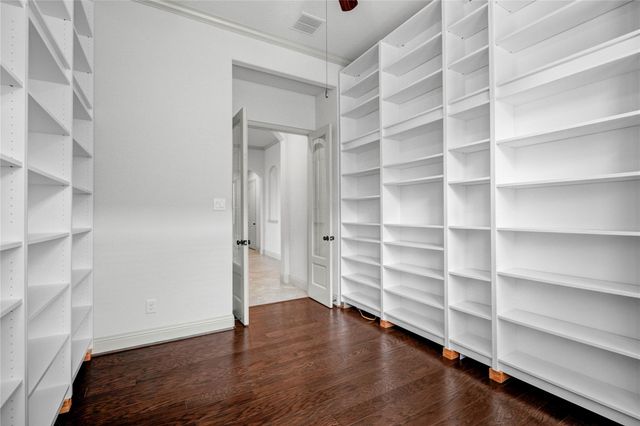 1644 Longwood Glen Lane, Friendswood, TX 77546