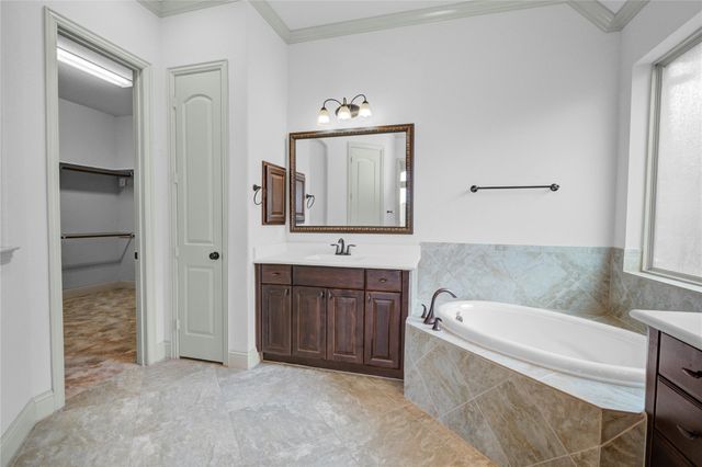 1644 Longwood Glen Lane, Friendswood, TX 77546