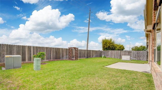 1644 Longwood Glen Lane, Friendswood, TX 77546