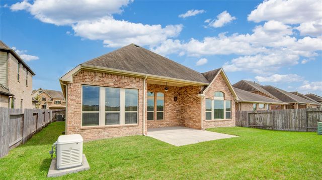 1644 Longwood Glen Lane, Friendswood, TX 77546