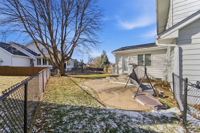 4464 91st Street, Urbandale, IA 50322