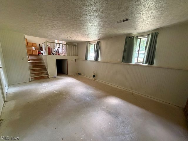 117 Dennis Drive, Cortland, OH 44410