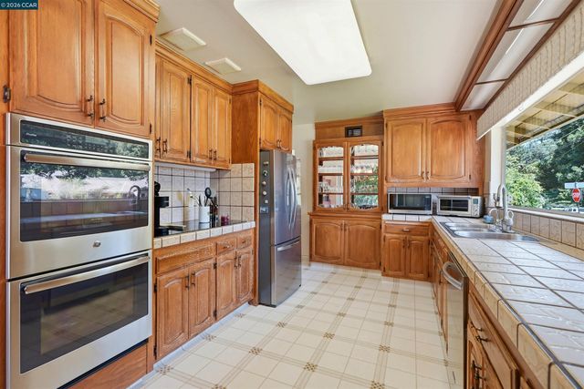 306 W Prospect Ave., Danville, CA 94526